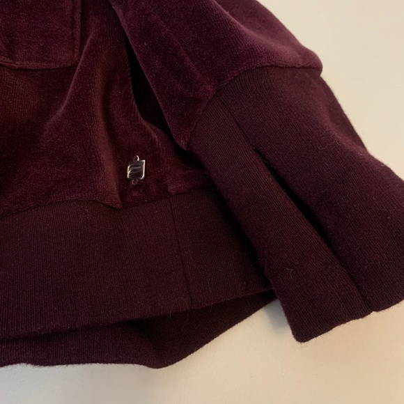 Fabletics Liane Velvet Dark Maroon Pullover Size XS - Picture 8 of 8